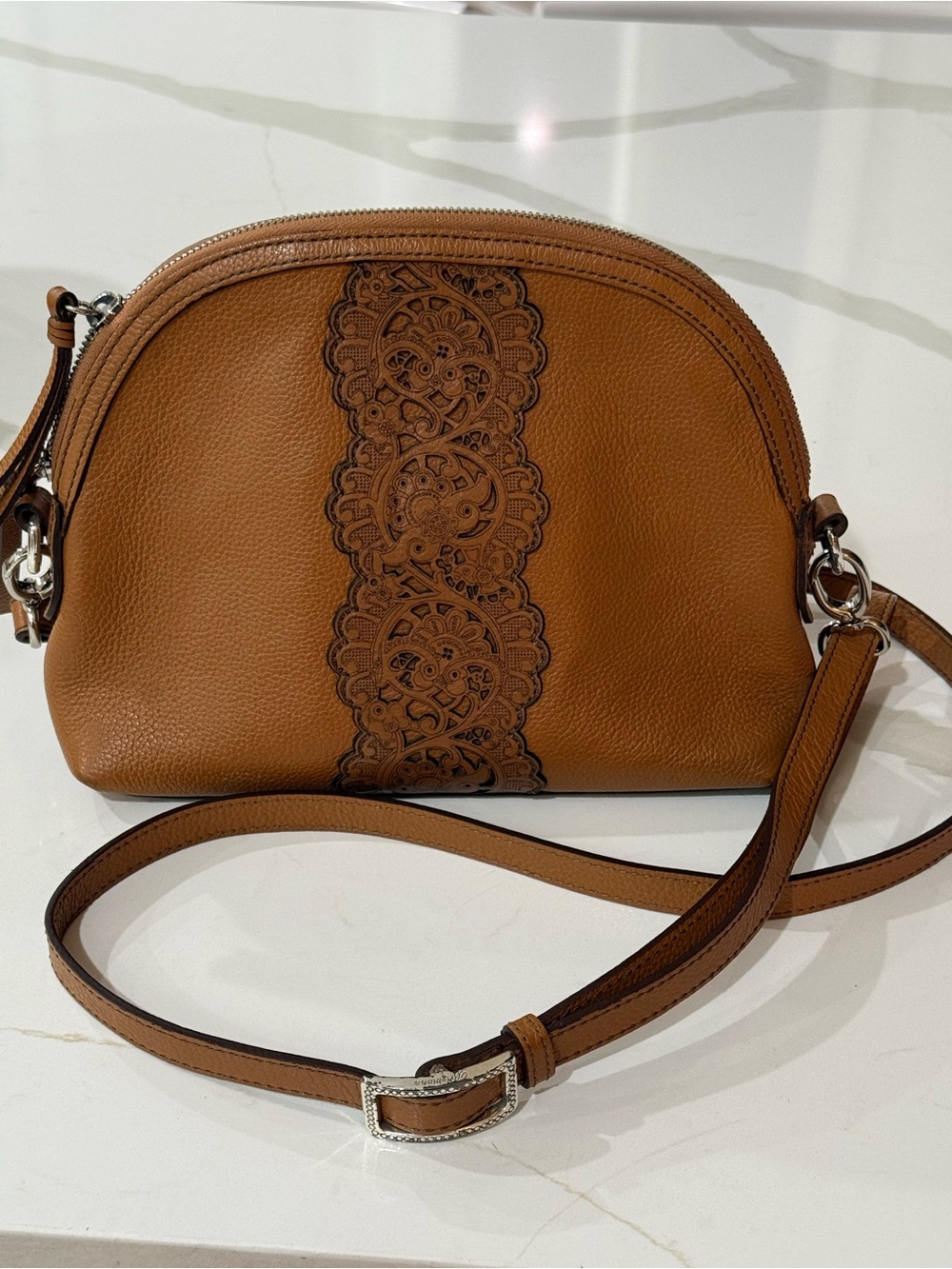 Brighton Clio Domed Cross Body Toffee leather organizer purse EUC